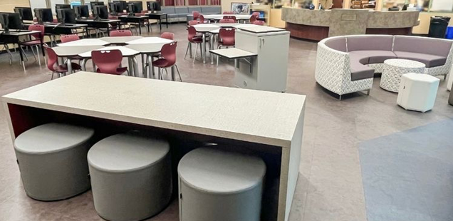 ST06- STEAM Triangular Table (corner side)