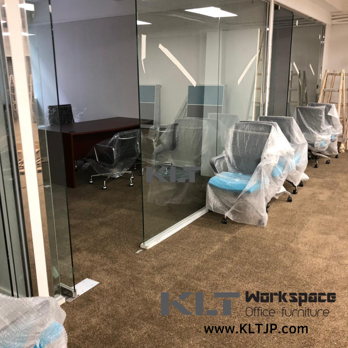 JBA032 香港基督教服務處辦公及經理室傢俬項目