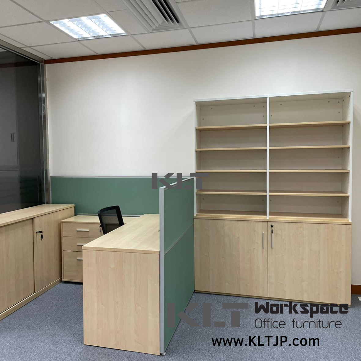 JBA081 新都會廣場行政辦公室傢俬項目