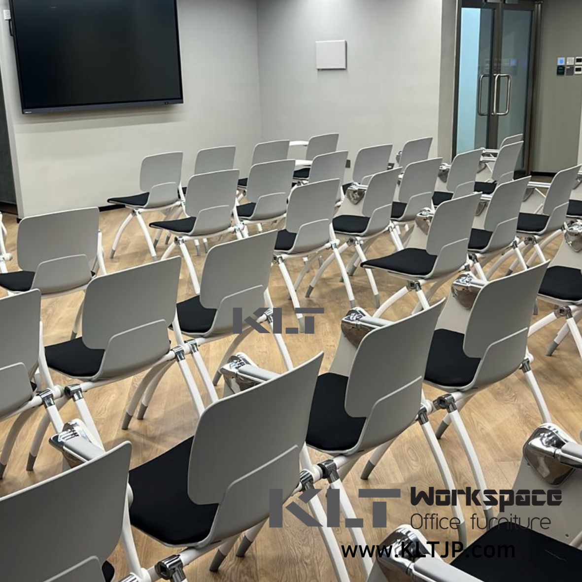 JBA083 香港大學學院培訓室傢俬項目