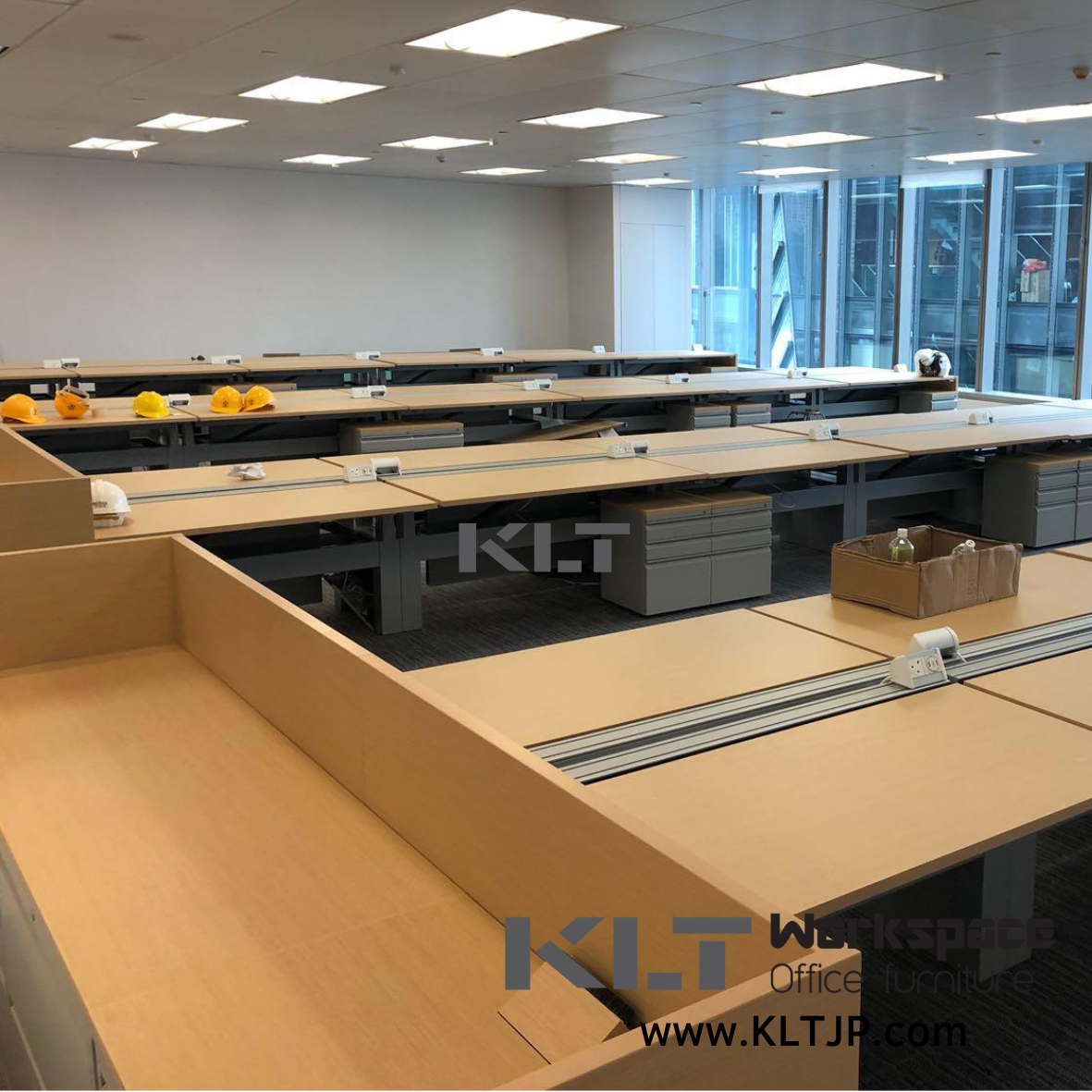 JBA098 國際金融中心一期辦公空間傢俬項目