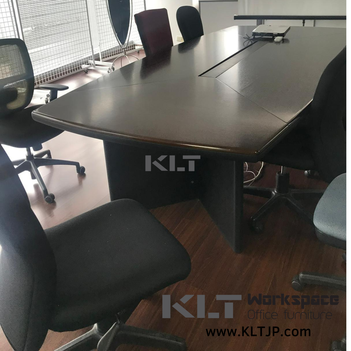 JBA130 綜合家庭服務中心會議室傢俬項目