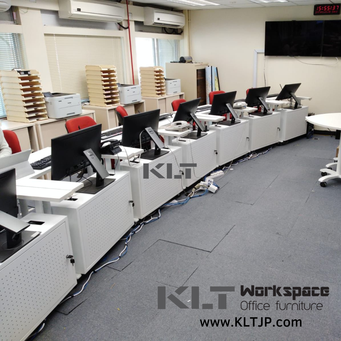 JBA132 香港天文台辦公室傢俬項目