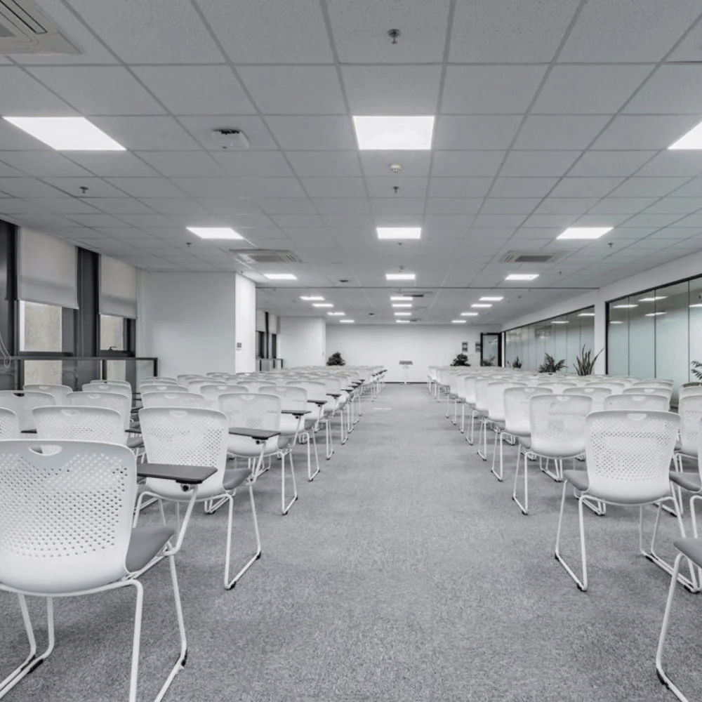 KEM065A PIVOT-A 塑膠雪橇腳培訓疊椅