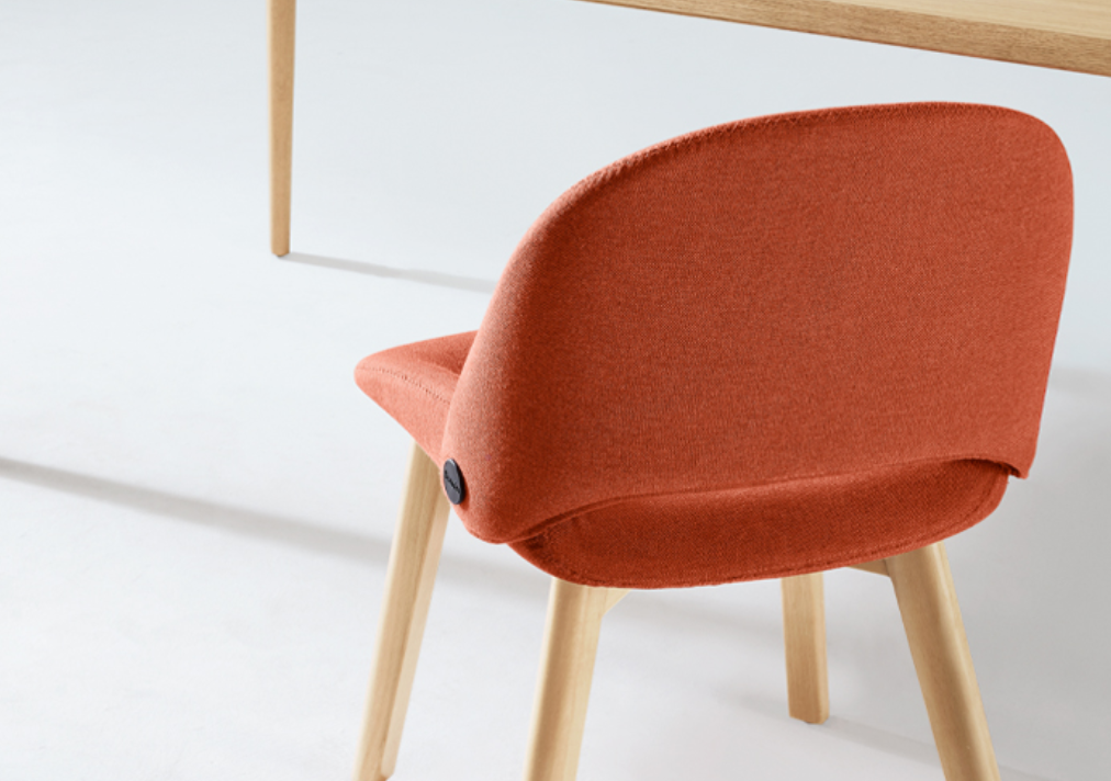 KEM001 Mare Leisure and Commercial Recreation Chair