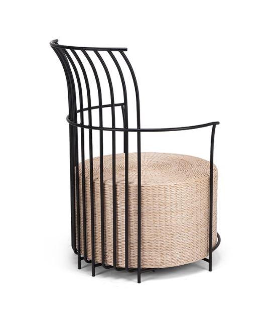 KR-05-Pisa round black steel frame lounge chair