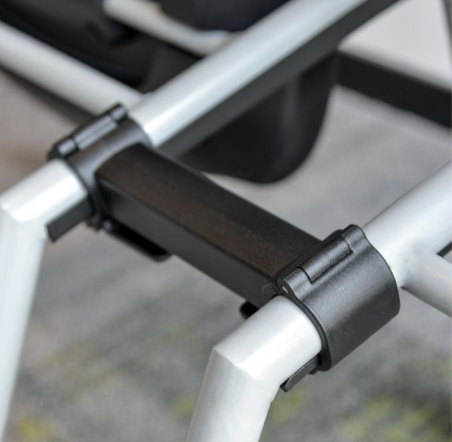 KEM035 Zenith 可疊放手寫板滑輪棉墊培訓椅