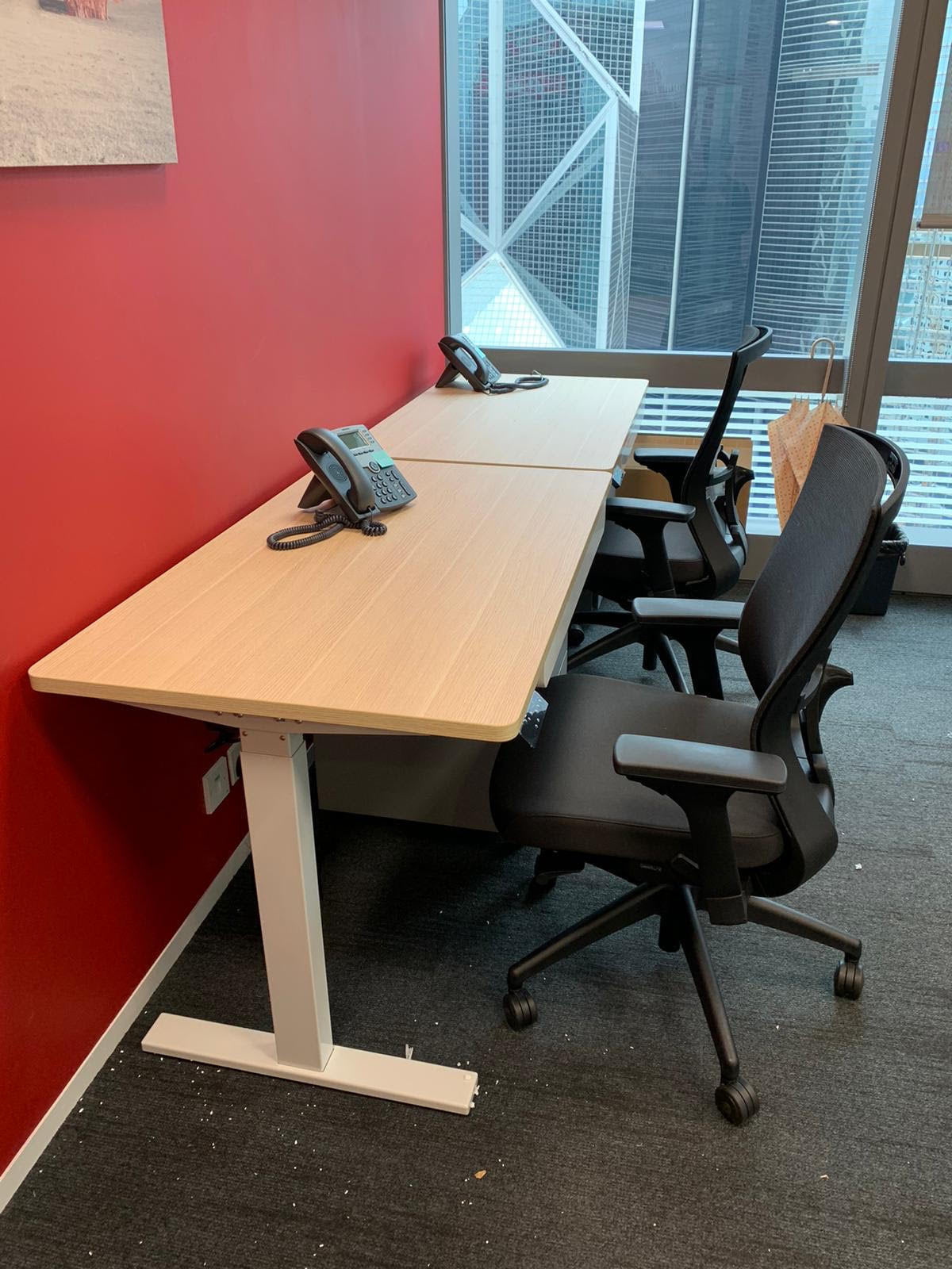 Job-10 人體工程學桌子