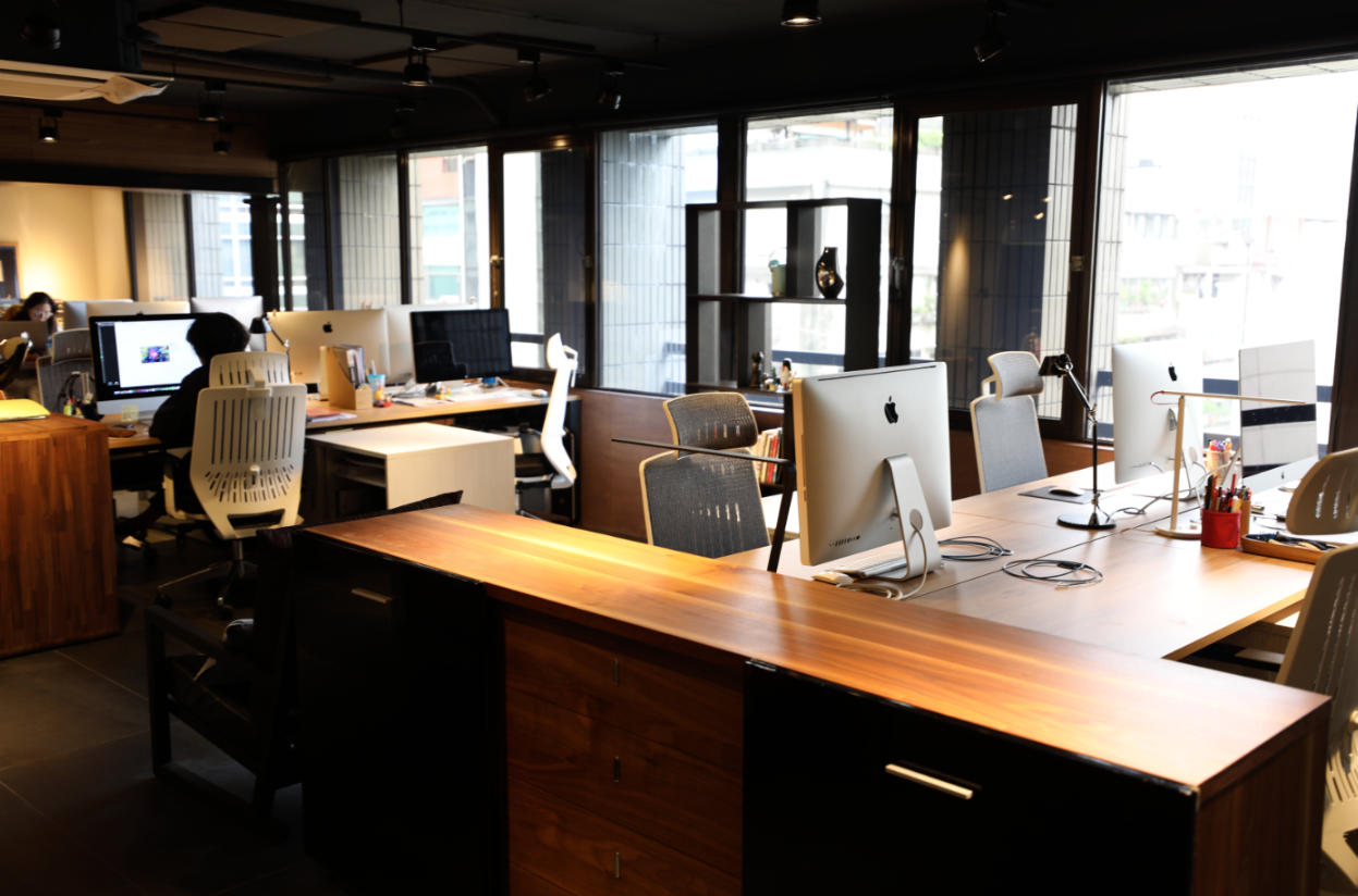 Job-7 Customer's First Impression Space