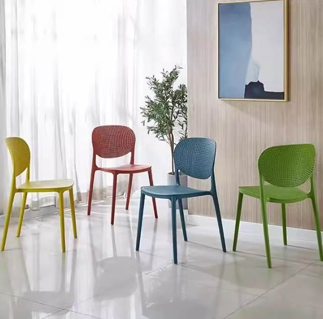 EF-44 Salto Stackable Training Chair