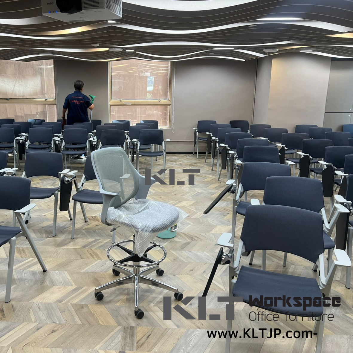 JBA063 香港大學學習與協作空間傢俬項目