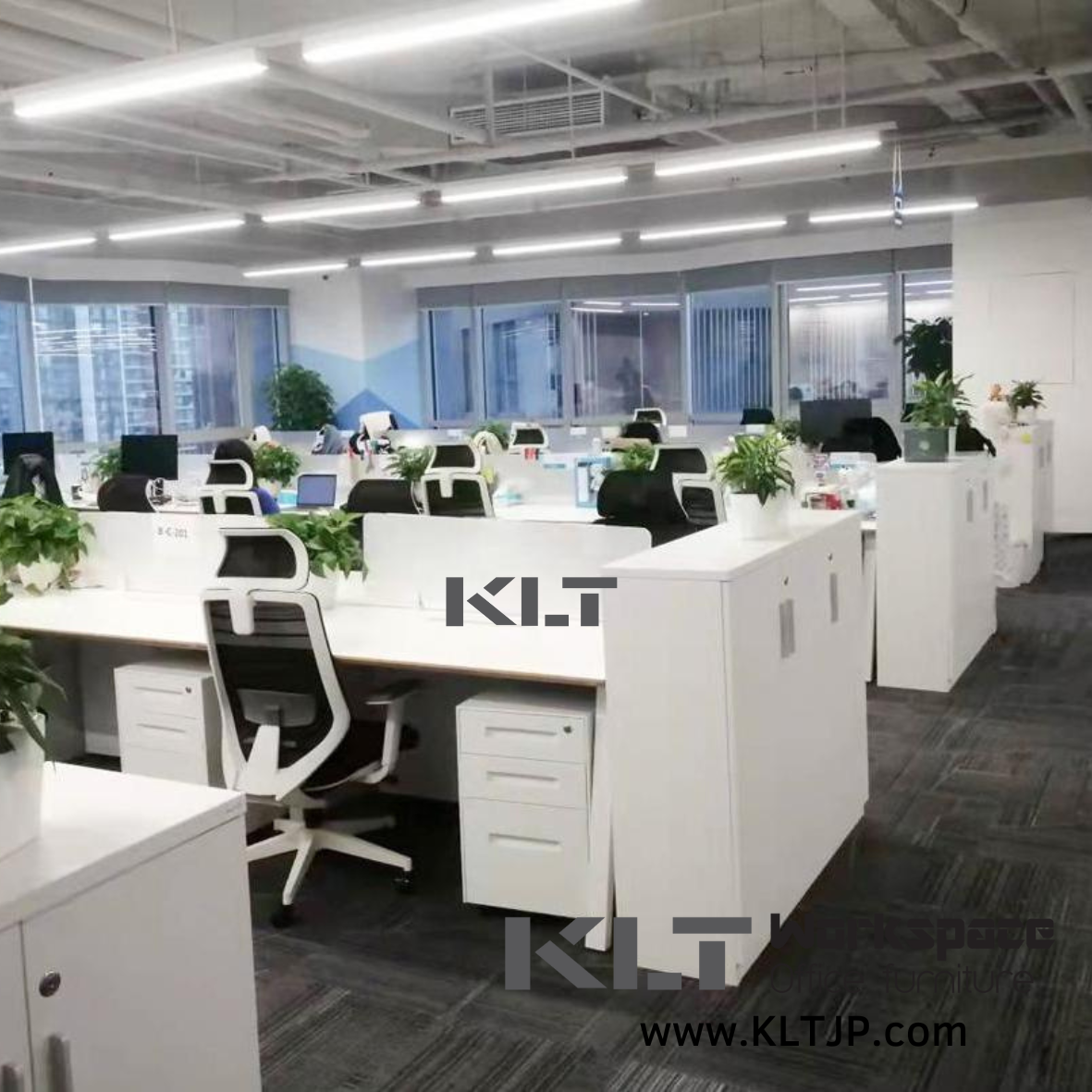 JBA096 電訊盈科中心辦公空間傢俬項目