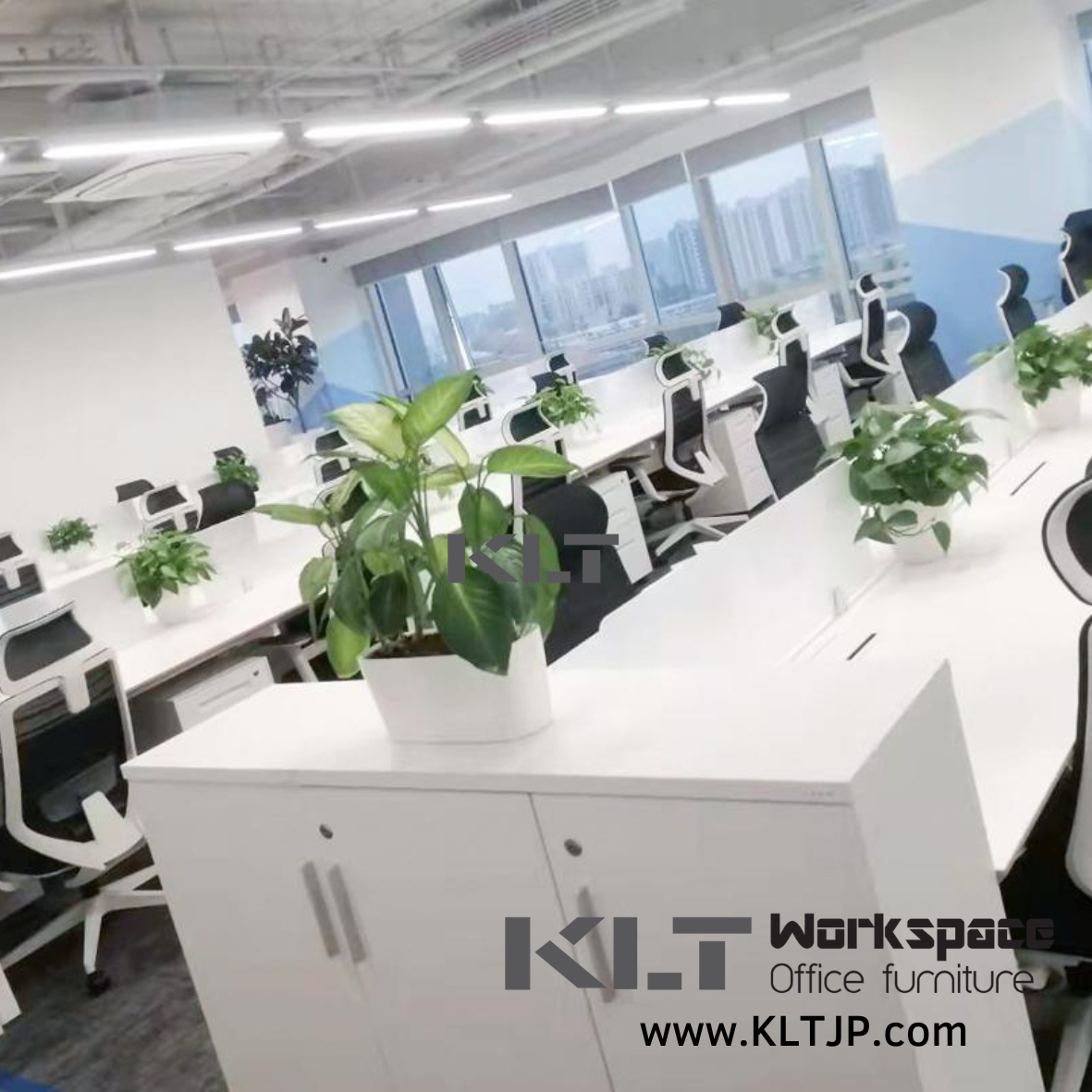 JBA096 電訊盈科中心辦公空間傢俬項目