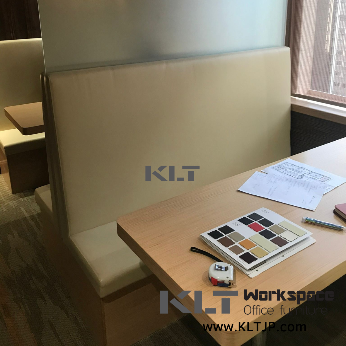 JBA133 大新金融中心辦公室傢俬項目