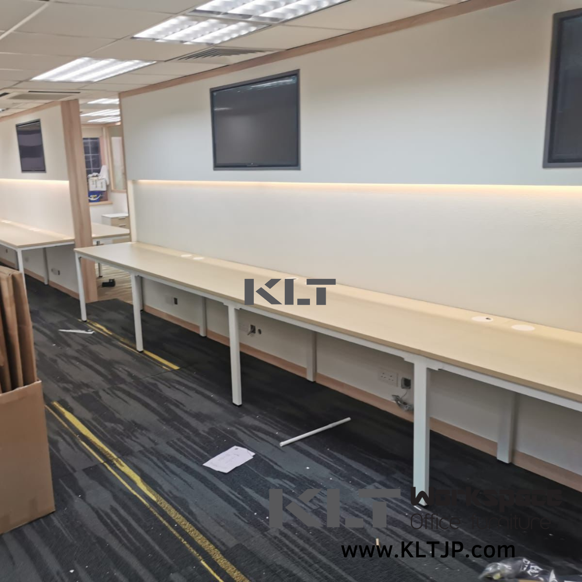 JBA133 大新金融中心辦公室傢俬項目