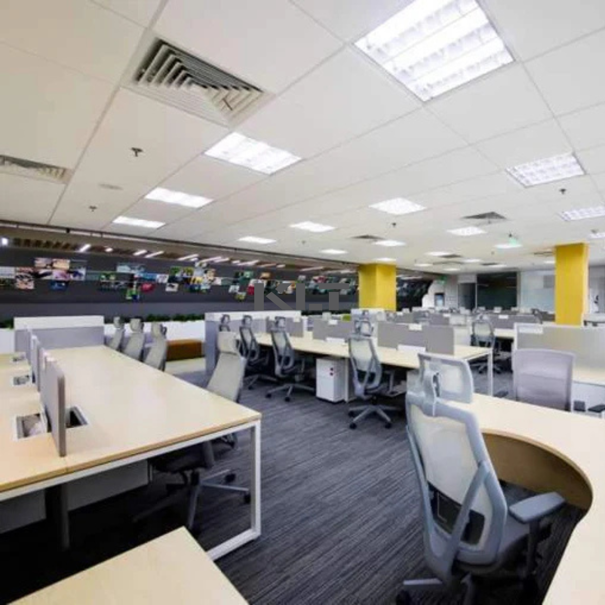 Wan Chai Luoyang Pavilion Commercial Building