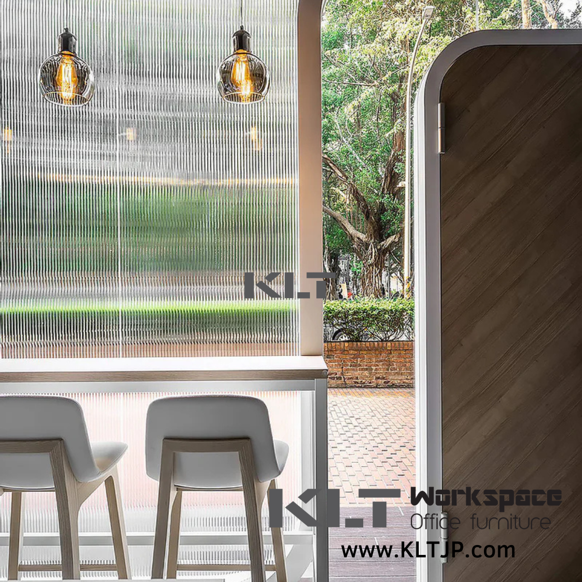 Job-12 Customer's First Impression Space