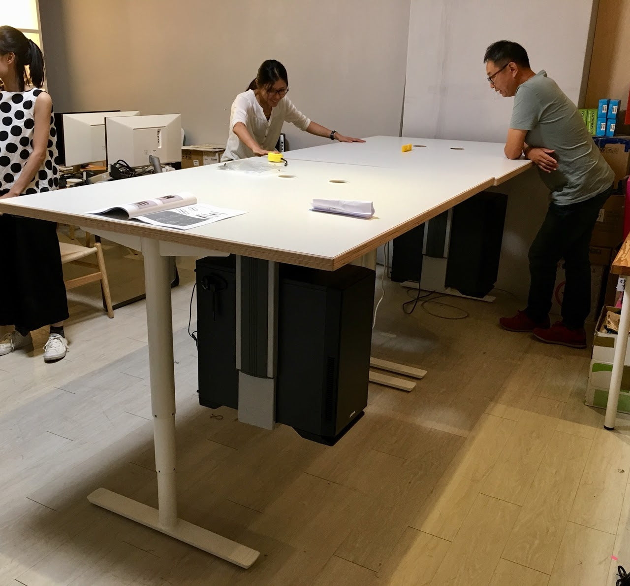 Job-5 人體工學桌